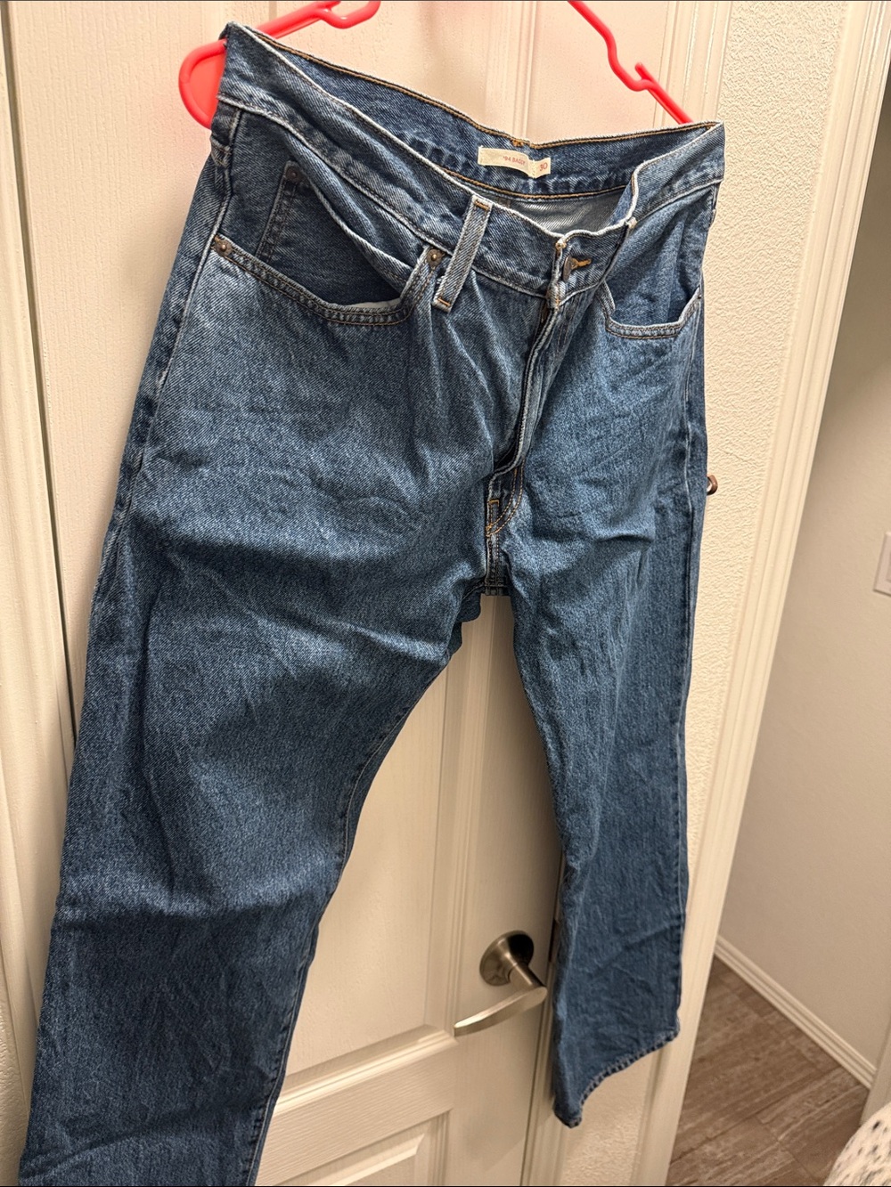 Levi's Women's 94’ baggy jeans